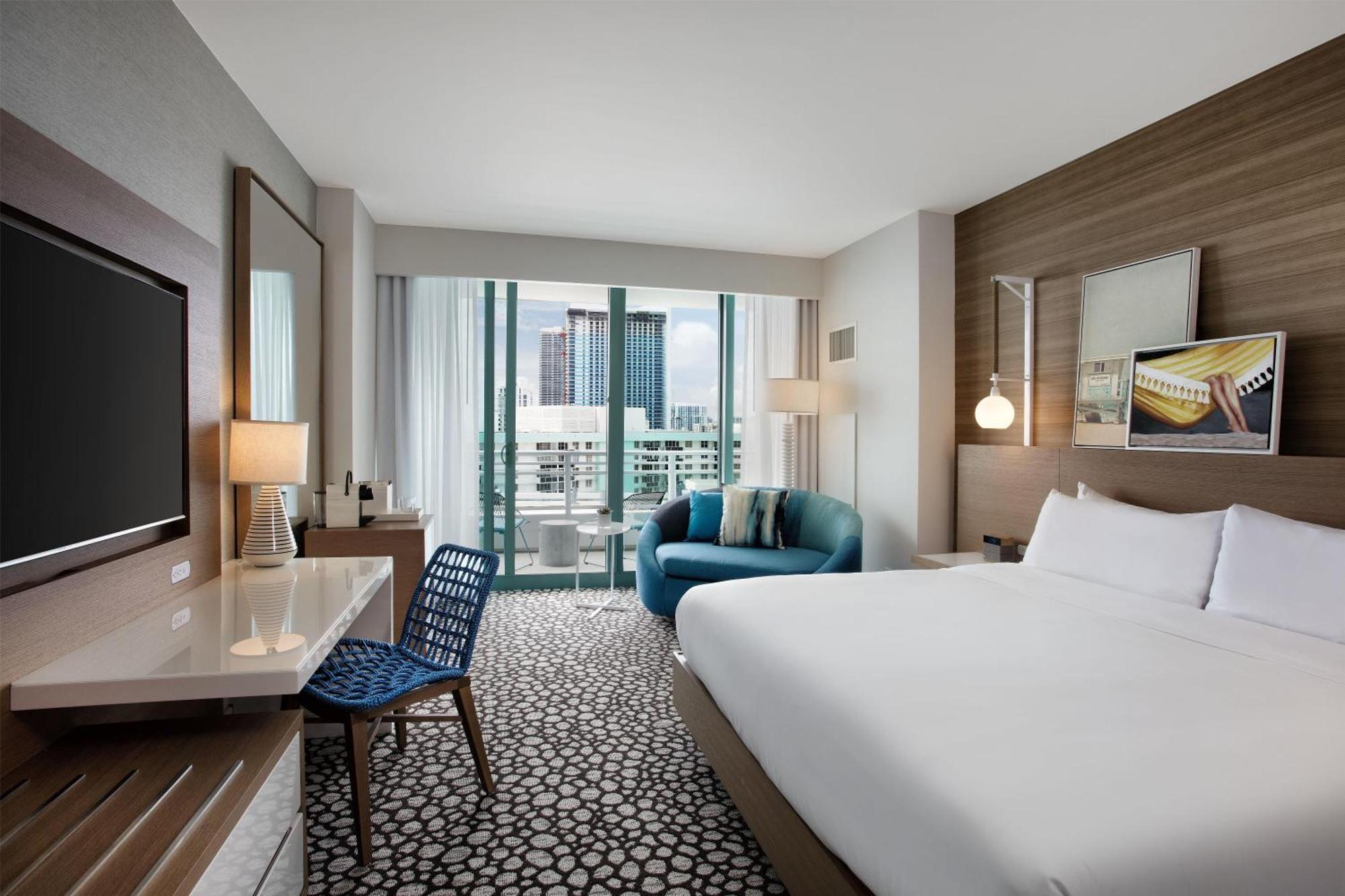 King Room with Partial Ocean View and Balcony